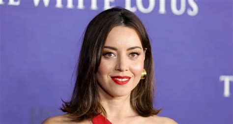 aubrey plaza breast|Aubrey Plaza’s Measurements: Bra Size, Height, Weight and More